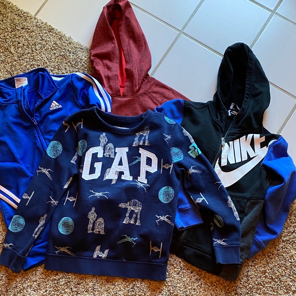 Lot of 4 Sweatshirts Star Wars Gap Adidas Nike